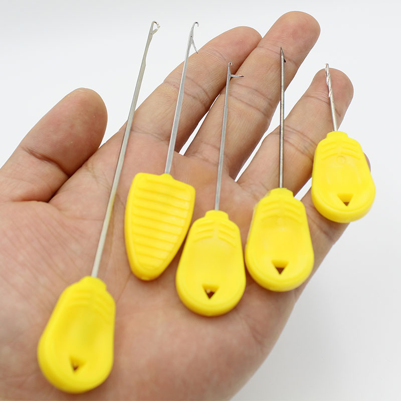 Fishing Lure Kit - 3ピースの釣り道具キット,魚を捕まえるためのルアーのセット,ニードル,ウォブラー付き
